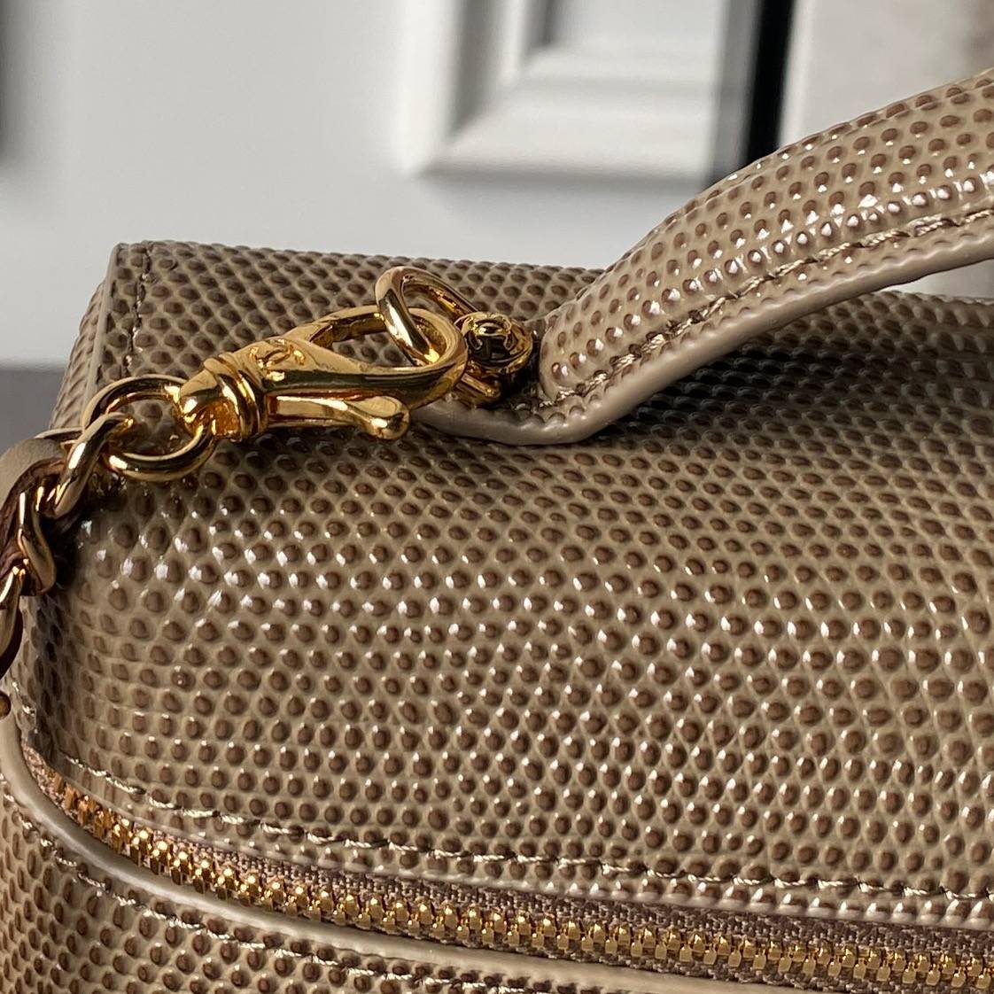 シャネル CHANEL マトラッセ キャビアスキン バニティバッグ ゴールド金具 レザー編み込みチェーン レディース - 画像 16