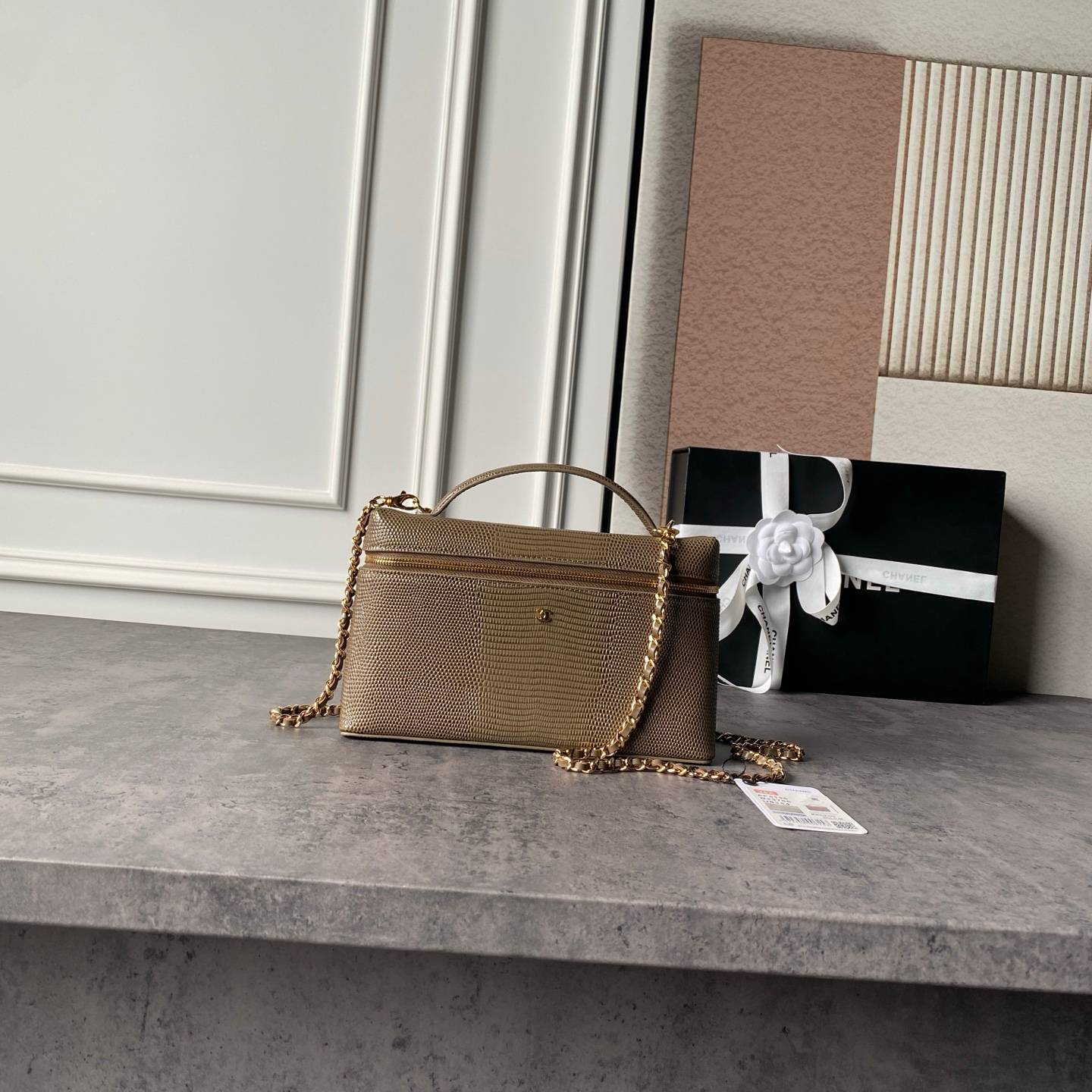 シャネル CHANEL マトラッセ キャビアスキン バニティバッグ ゴールド金具 レザー編み込みチェーン レディース - 画像 19