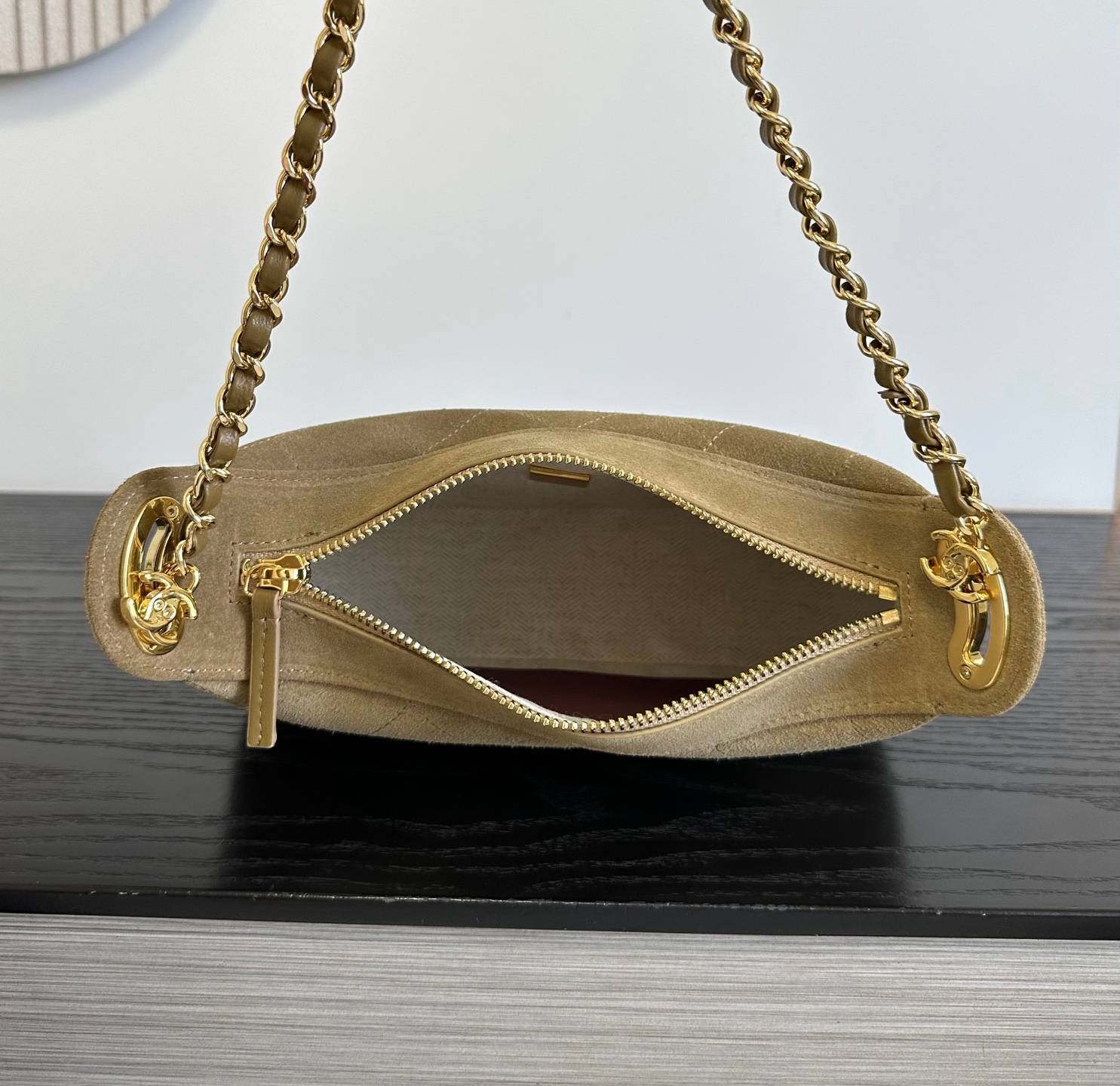 シャネル 6614 ミニマトラッセ ハンドバッグ ラムスキン ゴールド金具 レザー編み込みチェーン ミラー付き レディー - 画像 3