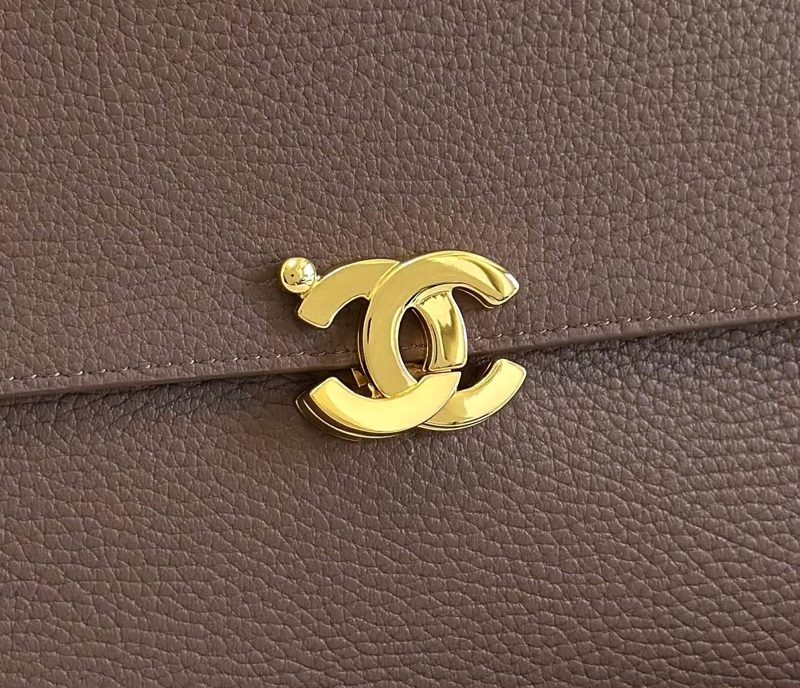 シャネル CHANEL マトラッセ チェーンショルダーバッグ キャビアスキン ゴールド金具 レディース ブラック ホワイ - 画像 14