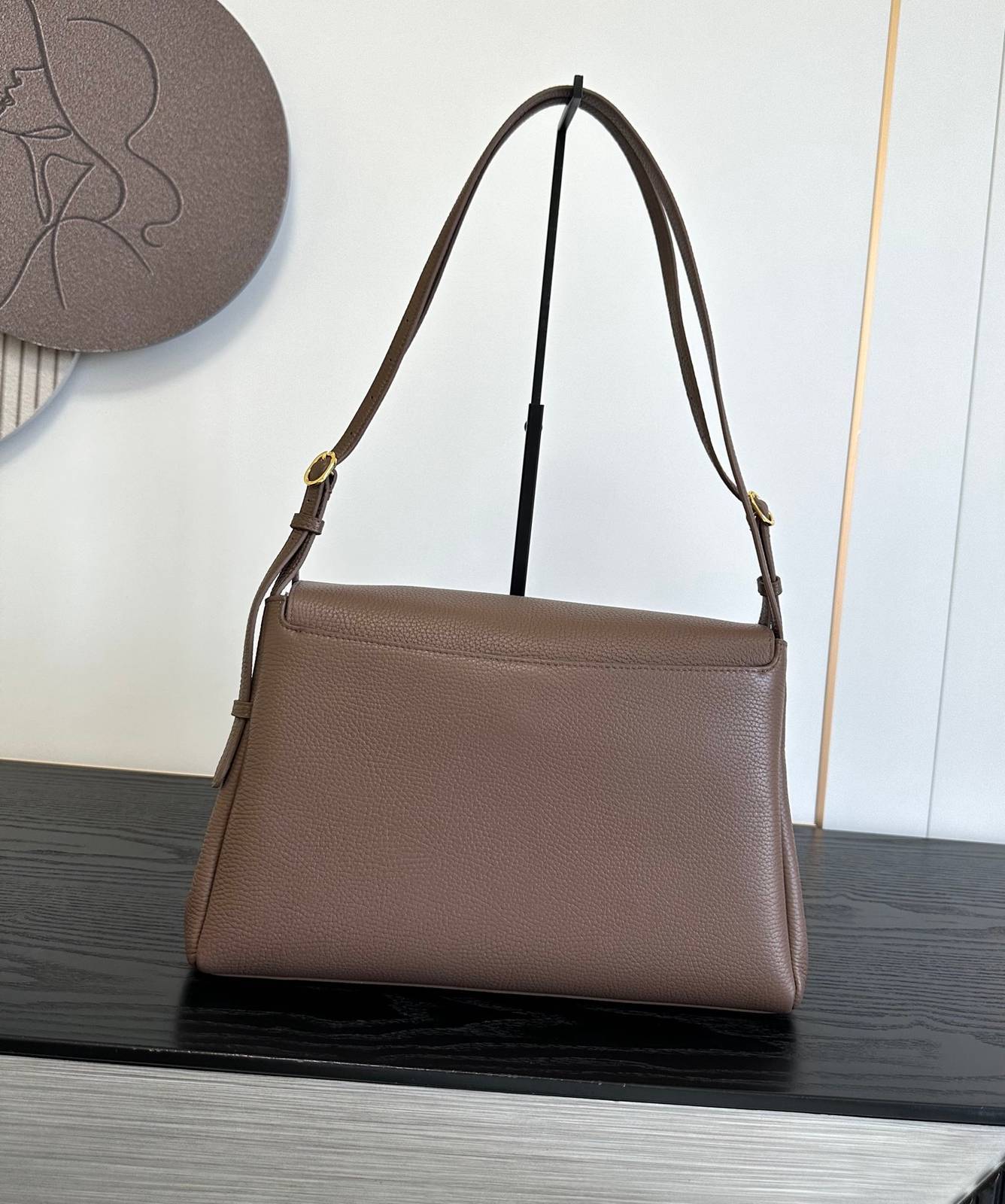 シャネル CHANEL マトラッセ チェーンショルダーバッグ キャビアスキン ゴールド金具 レディース ブラック ホワイ - 画像 17