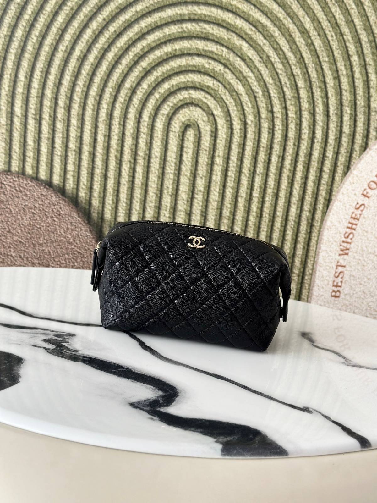 シャネル CHANEL マトラッセ キャビアスキン チェーンウォレット ヴァニティ ボルドー裏地 ブラック金具 レディー