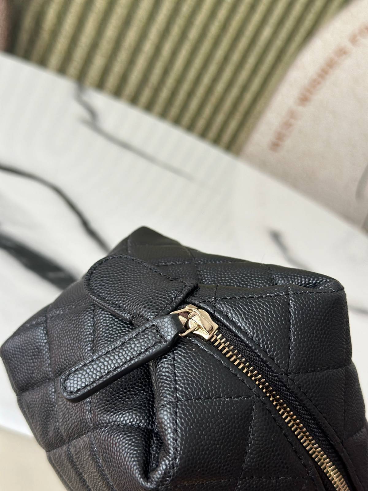 シャネル CHANEL マトラッセ キャビアスキン チェーンウォレット ヴァニティ ボルドー裏地 ブラック金具 レディー - 画像 5