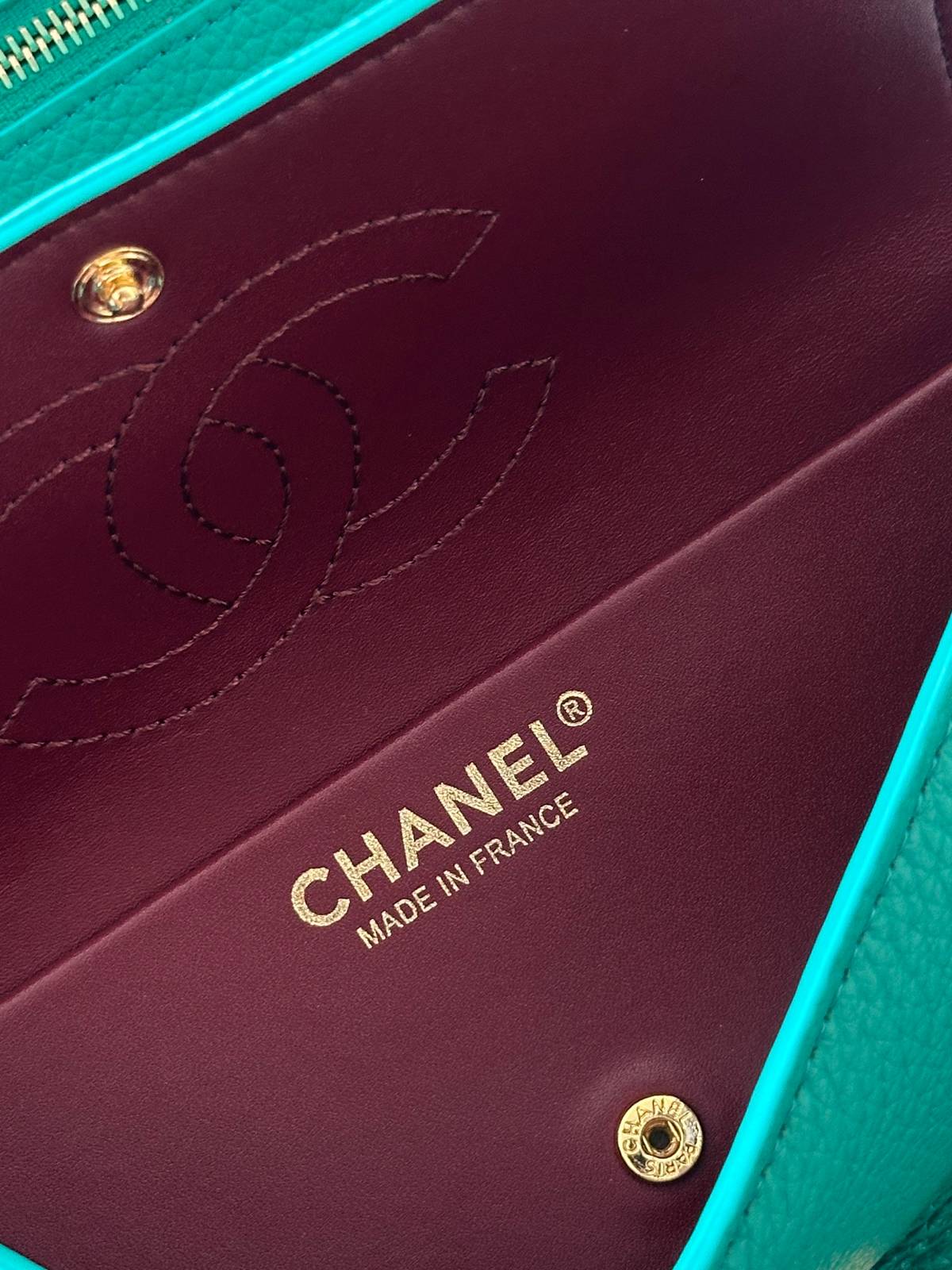 シャネル CHANEL マトラッセ フラップバッグ キャビアスキン チェーンショルダー ホワイトゴールド金具 レディース - 画像 3
