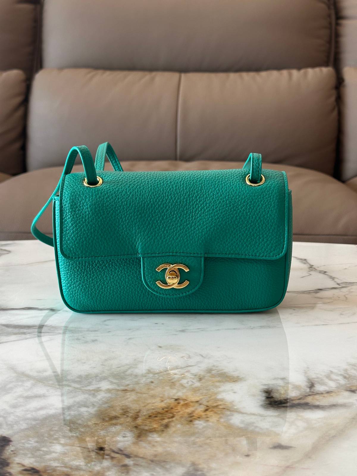 シャネル CHANEL マトラッセ フラップバッグ キャビアスキン チェーンショルダー ホワイトゴールド金具 レディース - 画像 11