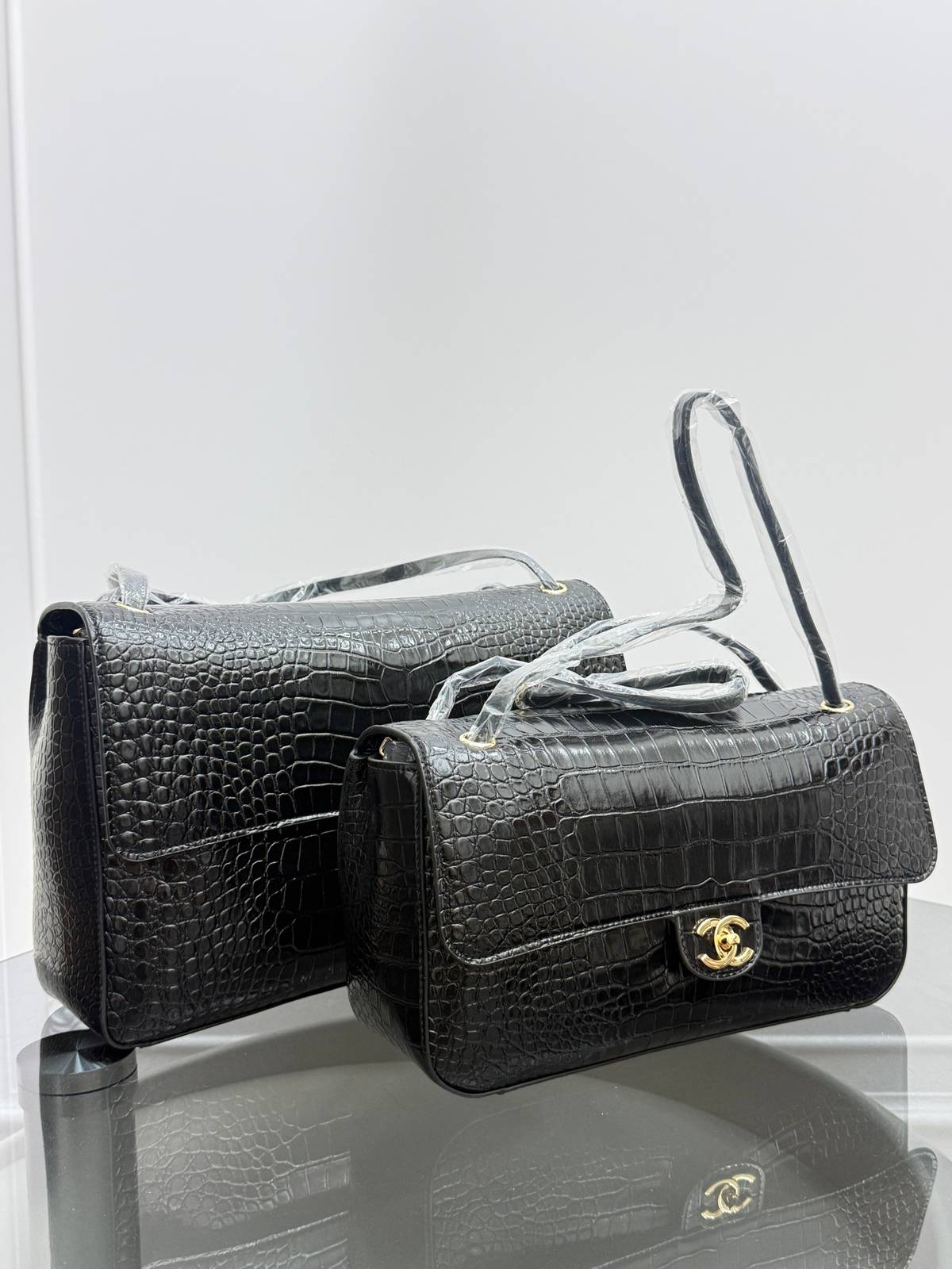シャネル CHANEL キャビアスキン マトラッセ フラップバッグ ゴールド金具 ターンロック レザー編み込みチェーン - 画像 2
