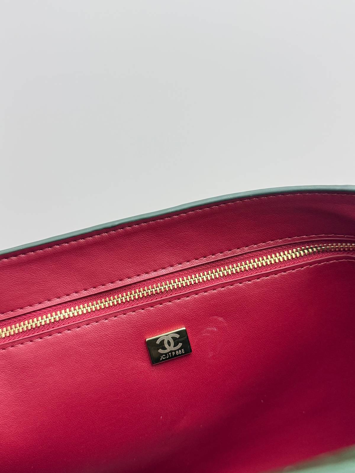 シャネル CHANEL キャビアスキン マトラッセ フラップバッグ ゴールド金具 ターンロック レザー編み込みチェーン - 画像 13