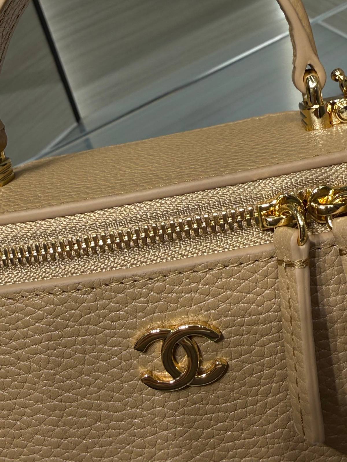 シャネル CHANEL バニティバッグ キャビアスキン ミラー付き フラップバッグ ゴールド金具 レディース - 画像 6
