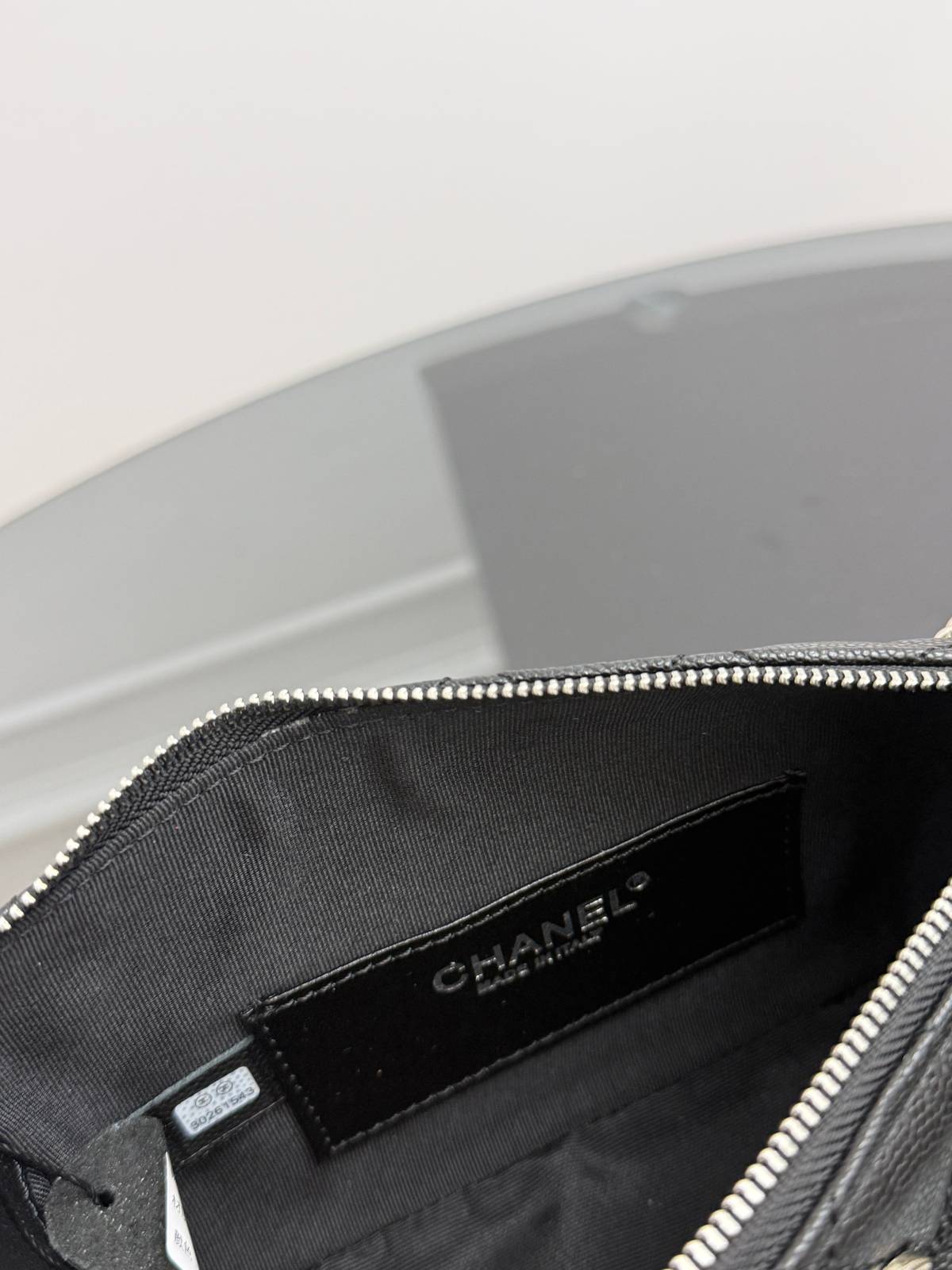 シャネル 6806 マトラッセ チェーンショルダーバッグ キャビアスキン シルバー金具 レディース ブラック レッド - 画像 3