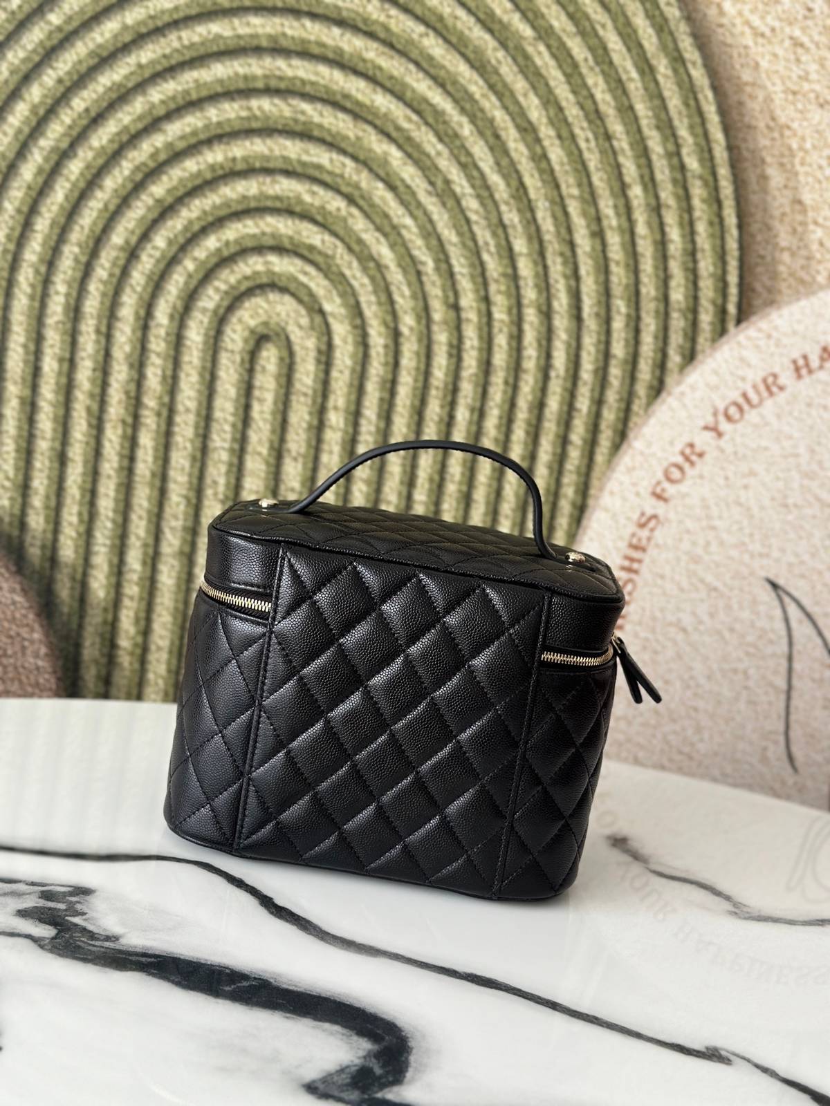 シャネル CHANEL マトラッセ バニティバッグ キャビアスキン ゴールド金具 ミラー付き レディース - 画像 8