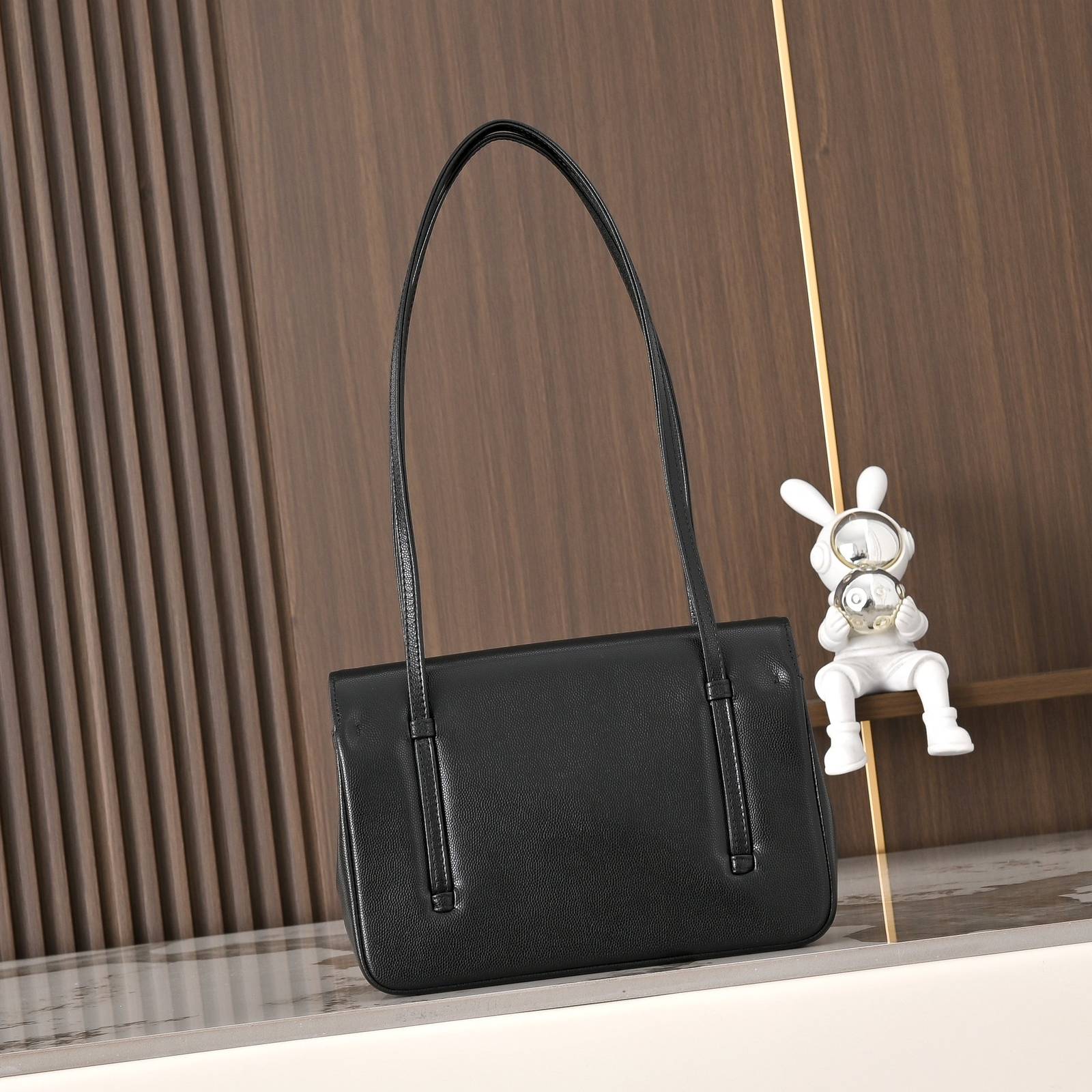 CHANEL シャネル マトラッセ フラップバッグ チェーンショルダーバッグ ブラック ゴールド金具 レディース - 画像 8