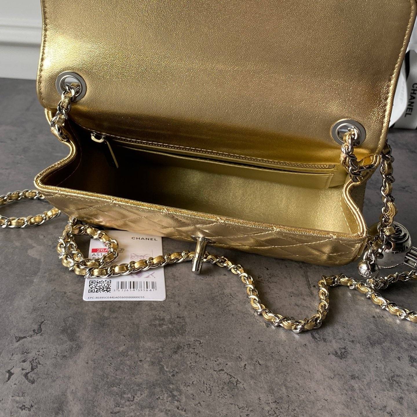 シャネル CHANEL マトラッセ ミニフラップバッグ キャビアスキン ゴールド金具 レザー編み込みチェーン ファスナー - 画像 12