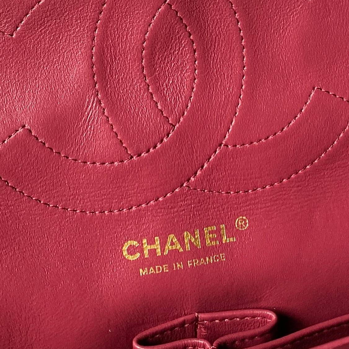 シャネル CHANEL 2 55 クラシック マトラッセ キャビアスキン フラップバッグ ブラック ホワイト レッド ゴ - 画像 3