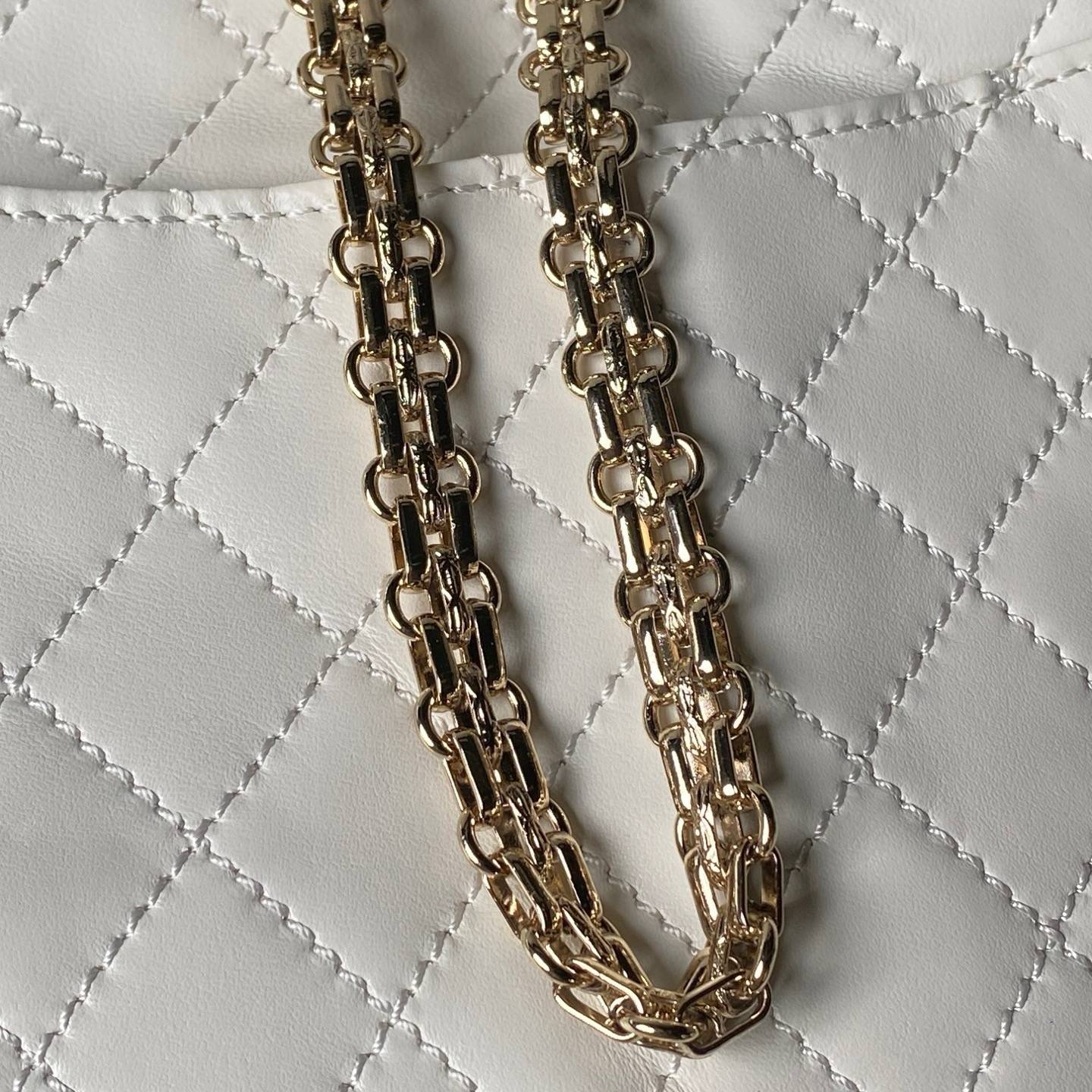 シャネル CHANEL 2 55 クラシック マトラッセ キャビアスキン フラップバッグ ブラック ホワイト レッド ゴ - 画像 15