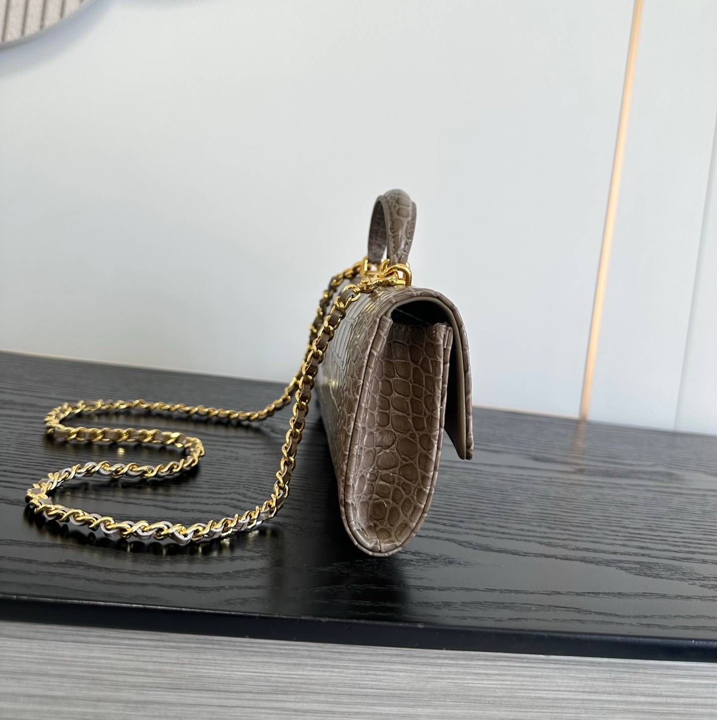 シャネル CHANEL マトラッセ キャビアスキン チェーンショルダーバッグ ブラック ゴールド金具 レディース - 画像 18