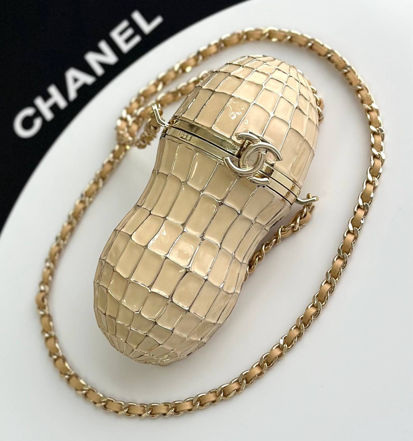 シャネル 1366 マトラッセ キャビアスキン チェーンショルダーバッグ ホワイト ゴールド金具 - 画像 20