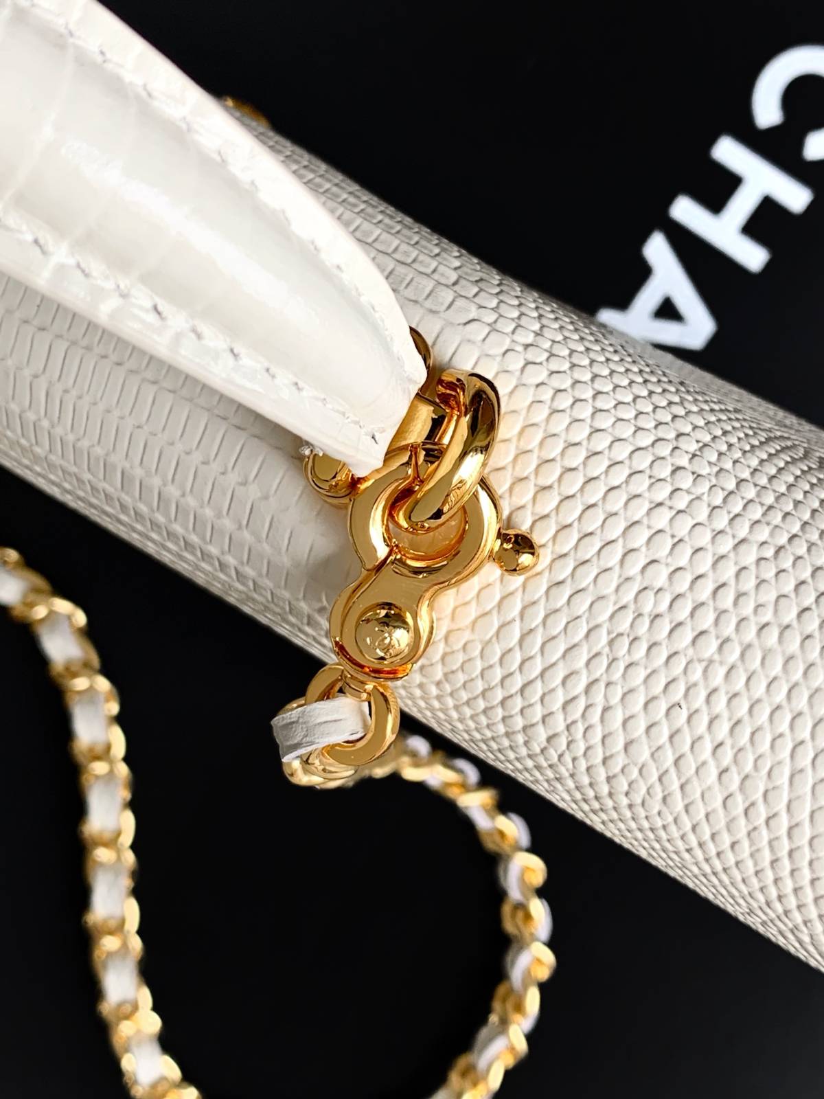 シャネル CHANEL マトラッセ フラップバッグ キャビアスキン ゴールド金具 レザー編み込みチェーン ショルダーバッ - 画像 13