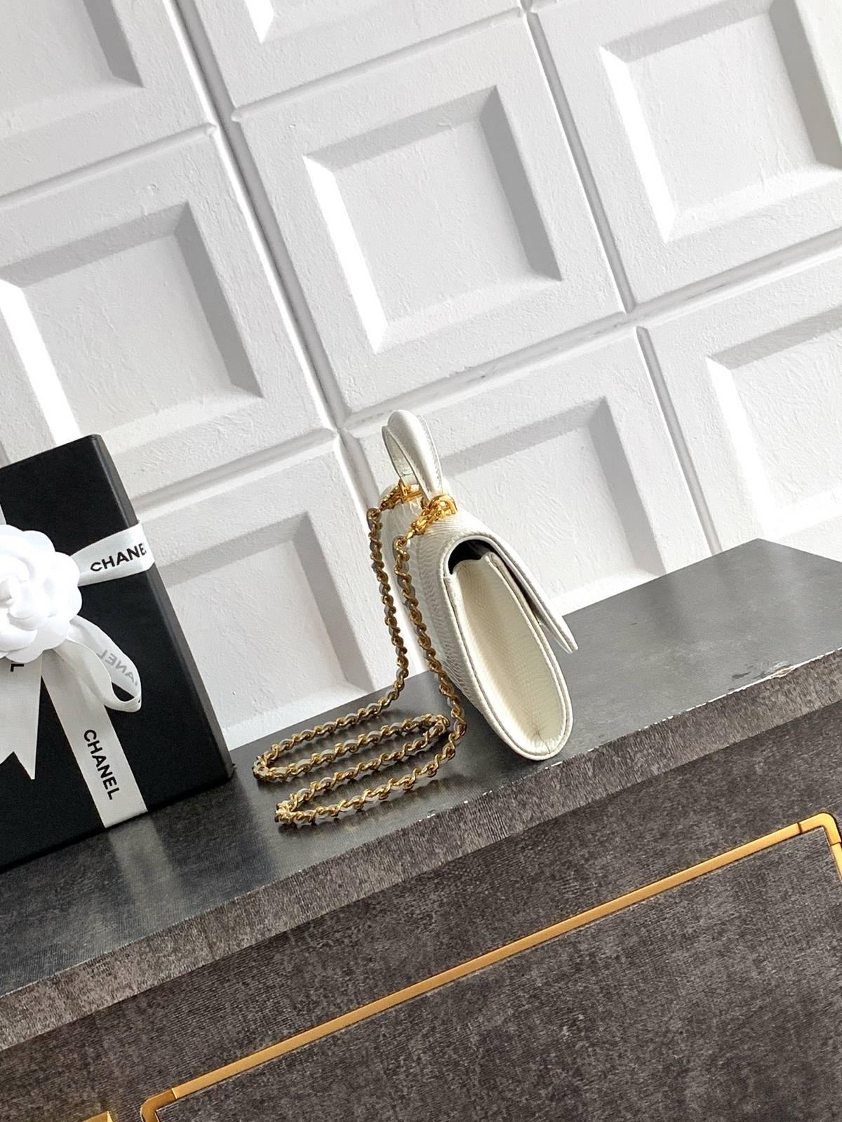 シャネル CHANEL マトラッセ フラップバッグ キャビアスキン ゴールド金具 レザー編み込みチェーン ショルダーバッ - 画像 18