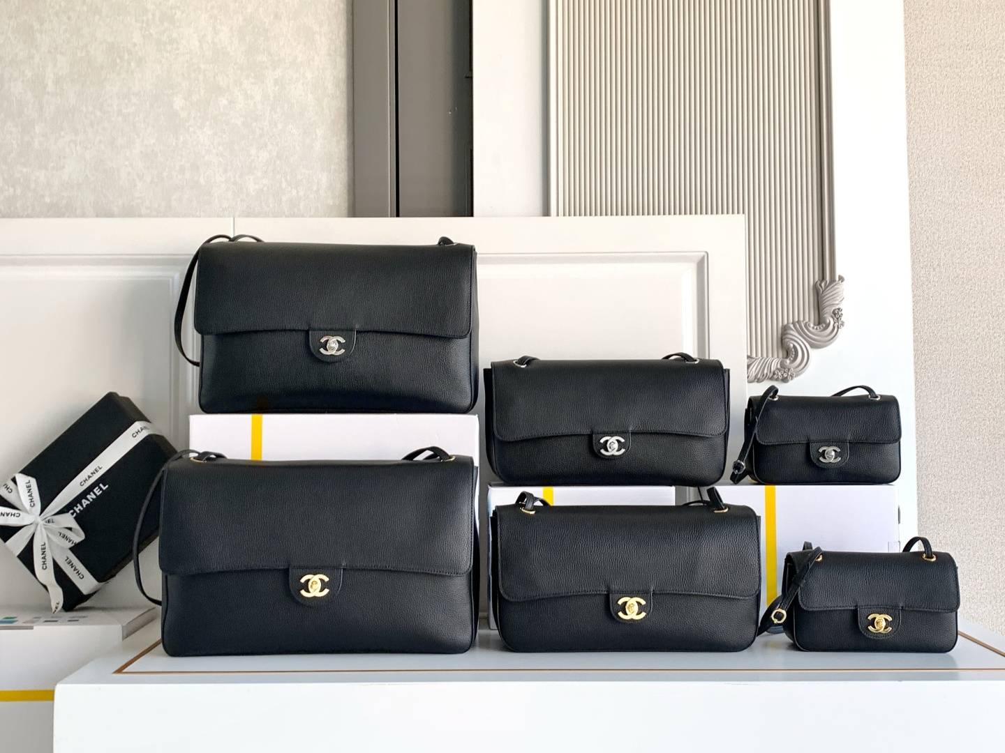 シャネル CHANEL マトラッセ チェーンショルダーバッグ キャビアスキン ゴールド金具 レディース ブラック