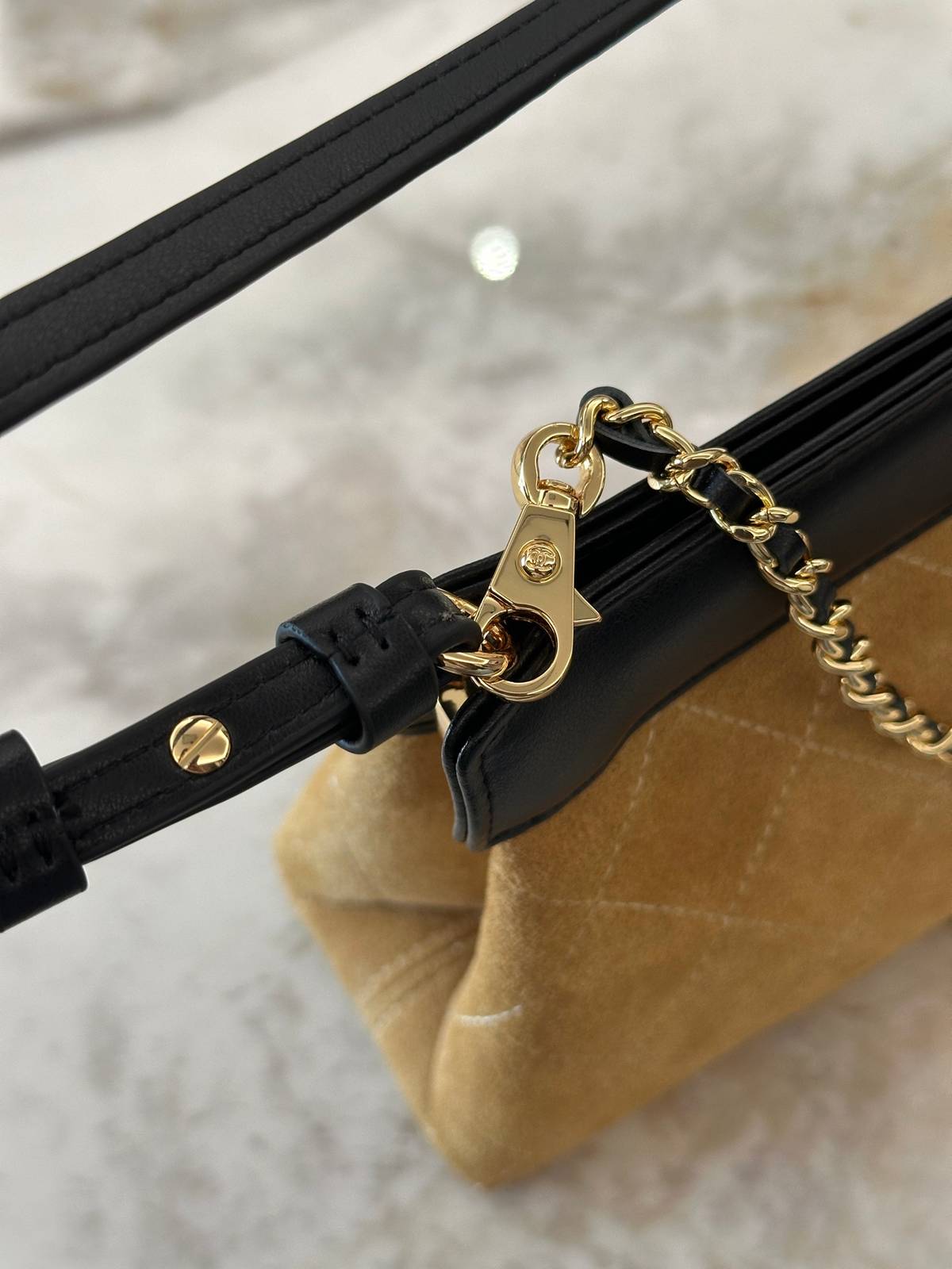 シャネル CHANEL マトラッセ キャビアスキン チェーンショルダーバッグ ゴールド金具 ブラック レディース - 画像 14