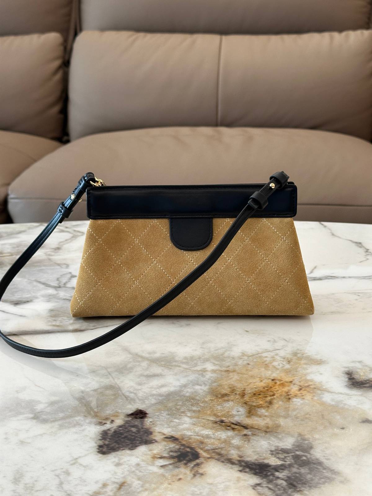 シャネル CHANEL マトラッセ キャビアスキン チェーンショルダーバッグ ゴールド金具 ブラック レディース - 画像 17