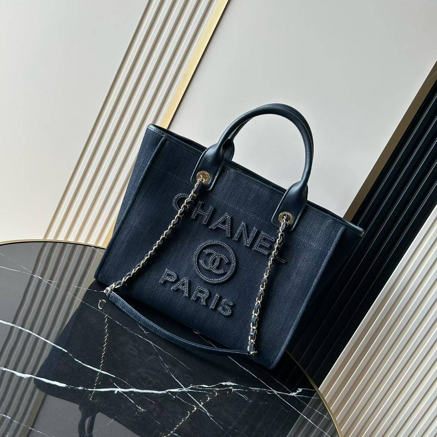 シャネル CHANEL AS3257 デニム チェーンショルダーバッグ ブラック ゴールド金具 レディース