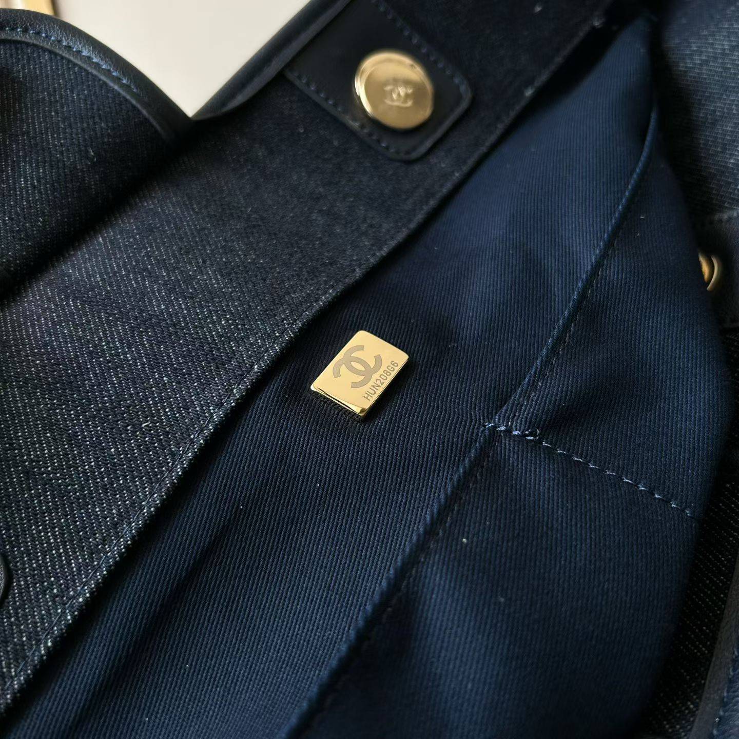 シャネル CHANEL AS3257 デニム チェーンショルダーバッグ ブラック ゴールド金具 レディース - 画像 4