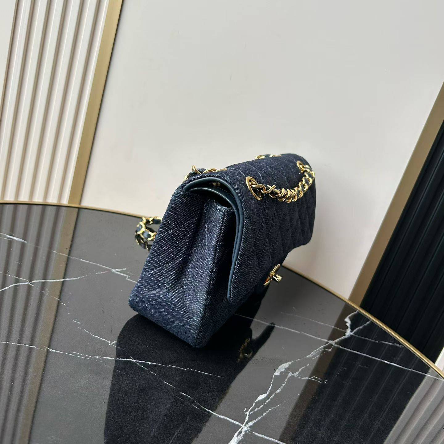 シャネル CHANEL マトラッセ チェーンショルダーバッグ キャビアスキン ゴールド金具 ホワイト レディース - 画像 4
