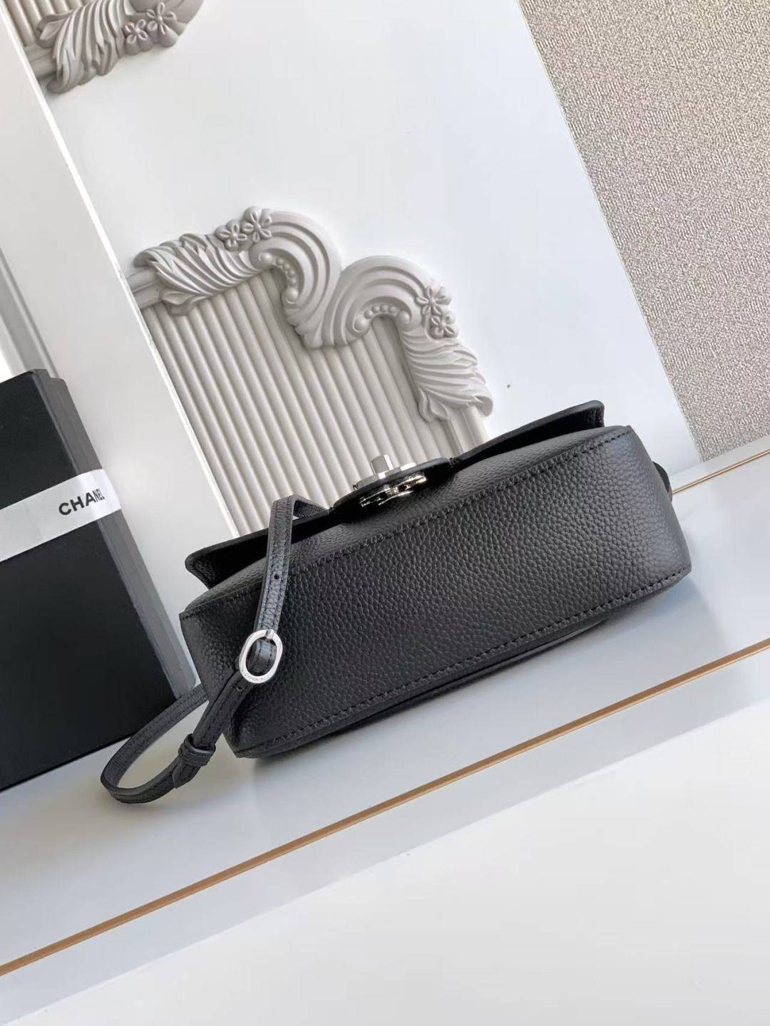 シャネル CHANEL マトラッセ チェーンショルダーバッグ キャビアスキン ブラック ゴールド金具 レディース - 画像 7