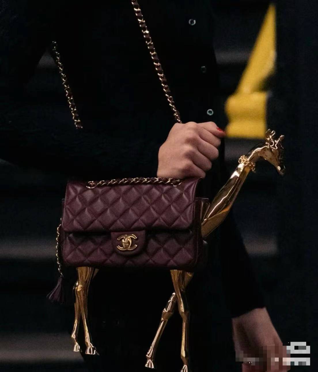 シャネル CHANEL マトラッセ チェーンショルダーバッグ ゴールド金具 レディース ブラック ベージュ レッド ボル - 画像 15