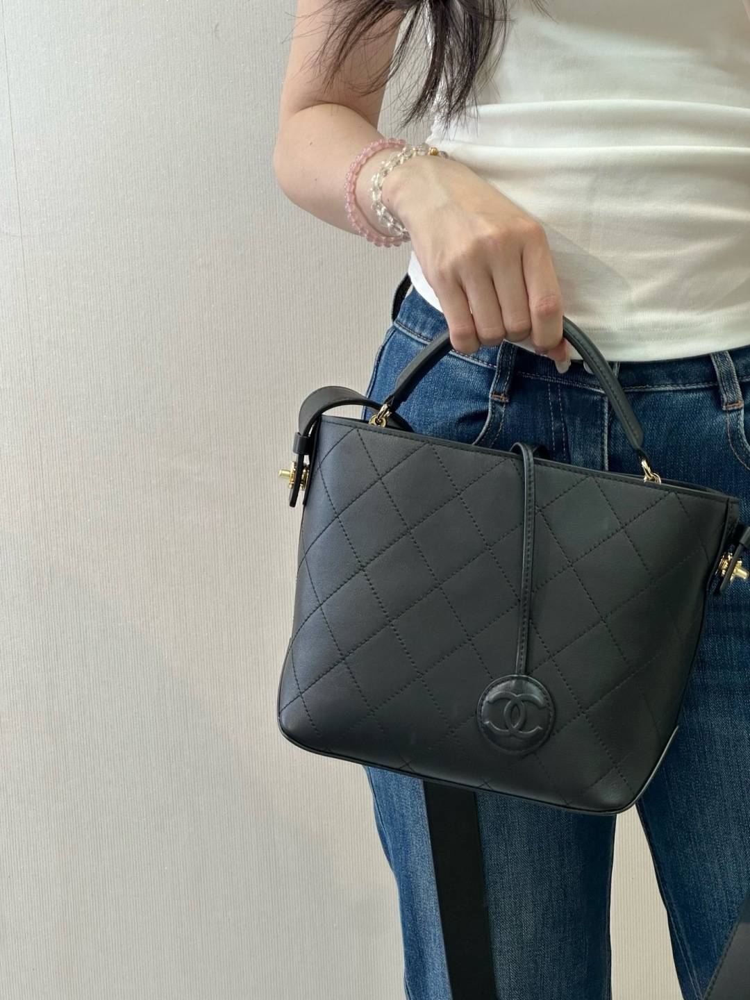 シャネル CHANEL マトラッセ ラムスキン チェーンショルダーバッグ ブラック ゴールド金具 レディース - 画像 4