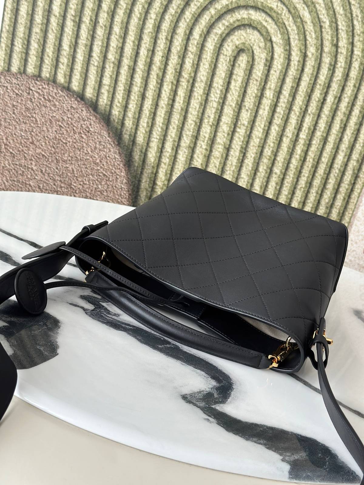 シャネル CHANEL マトラッセ ラムスキン チェーンショルダーバッグ ブラック ゴールド金具 レディース - 画像 11