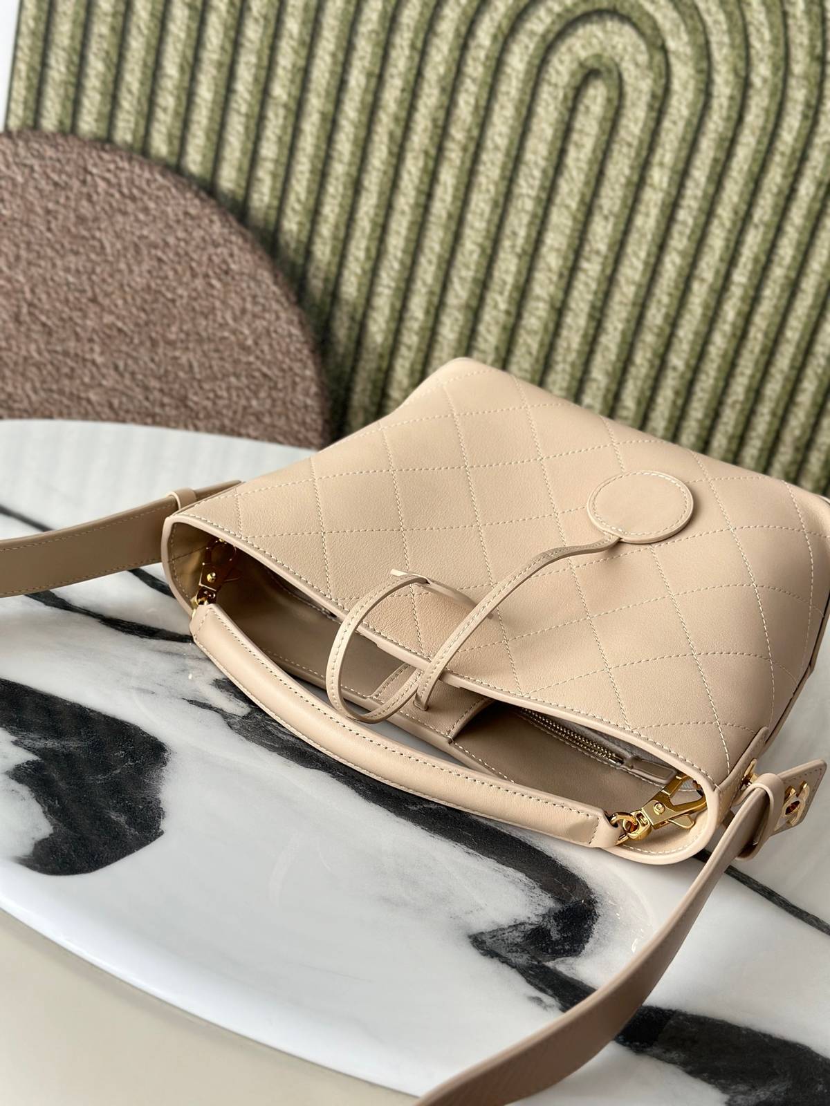 シャネル CHANEL マトラッセ ラムスキン チェーンショルダーバッグ ブラック ゴールド金具 レディース - 画像 20