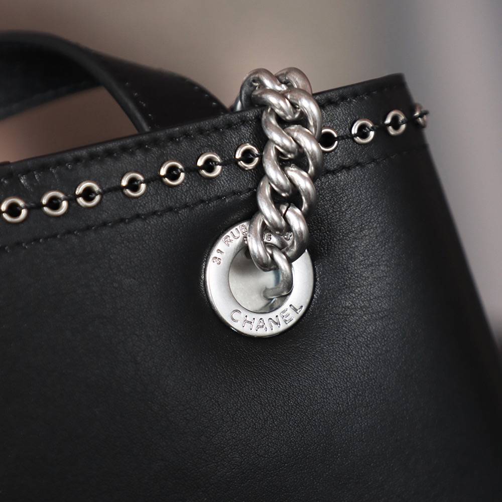 CHANEL シャネル マトラッセ ブラック キャビアスキン チェーンショルダーバッグ レディース ブラック金具 - 画像 12