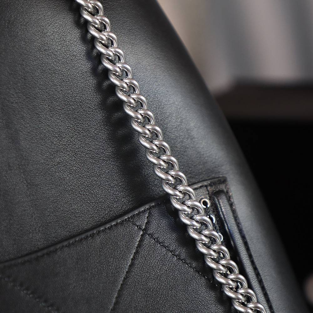 CHANEL シャネル マトラッセ ブラック キャビアスキン チェーンショルダーバッグ レディース ブラック金具 - 画像 13
