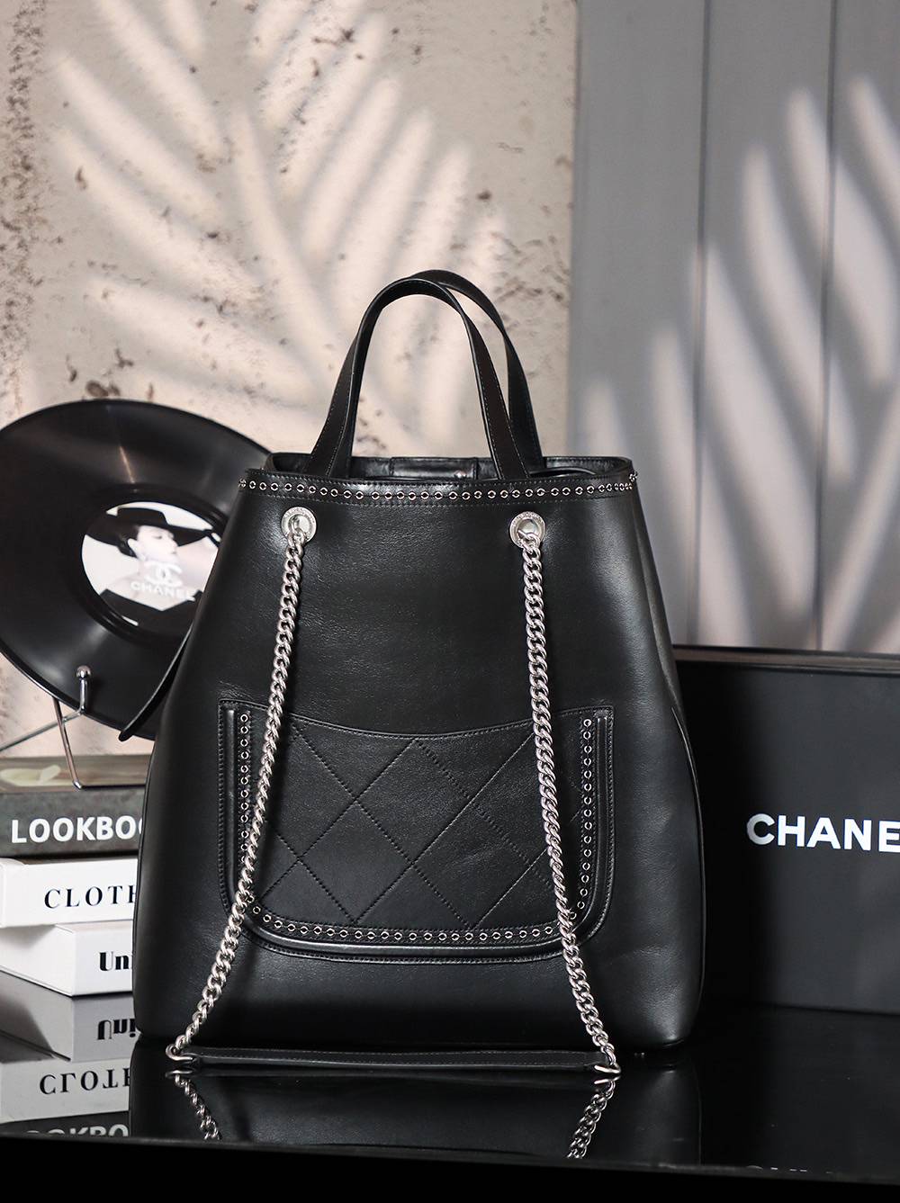 CHANEL シャネル マトラッセ ブラック キャビアスキン チェーンショルダーバッグ レディース ブラック金具 - 画像 16