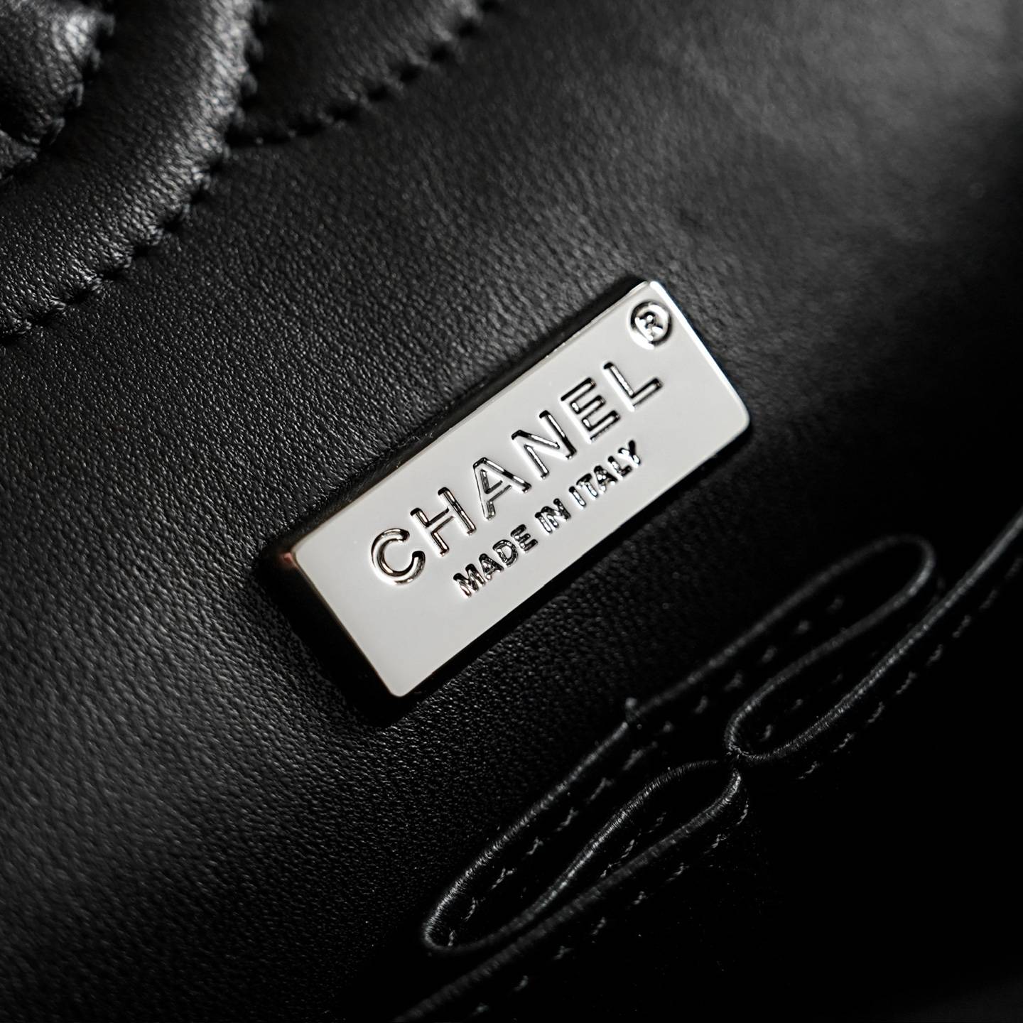 シャネル CHANEL マトラッセ キャビアスキン フラップバッグ ブラック シルバー金具 ターンロック レディース - 画像 14