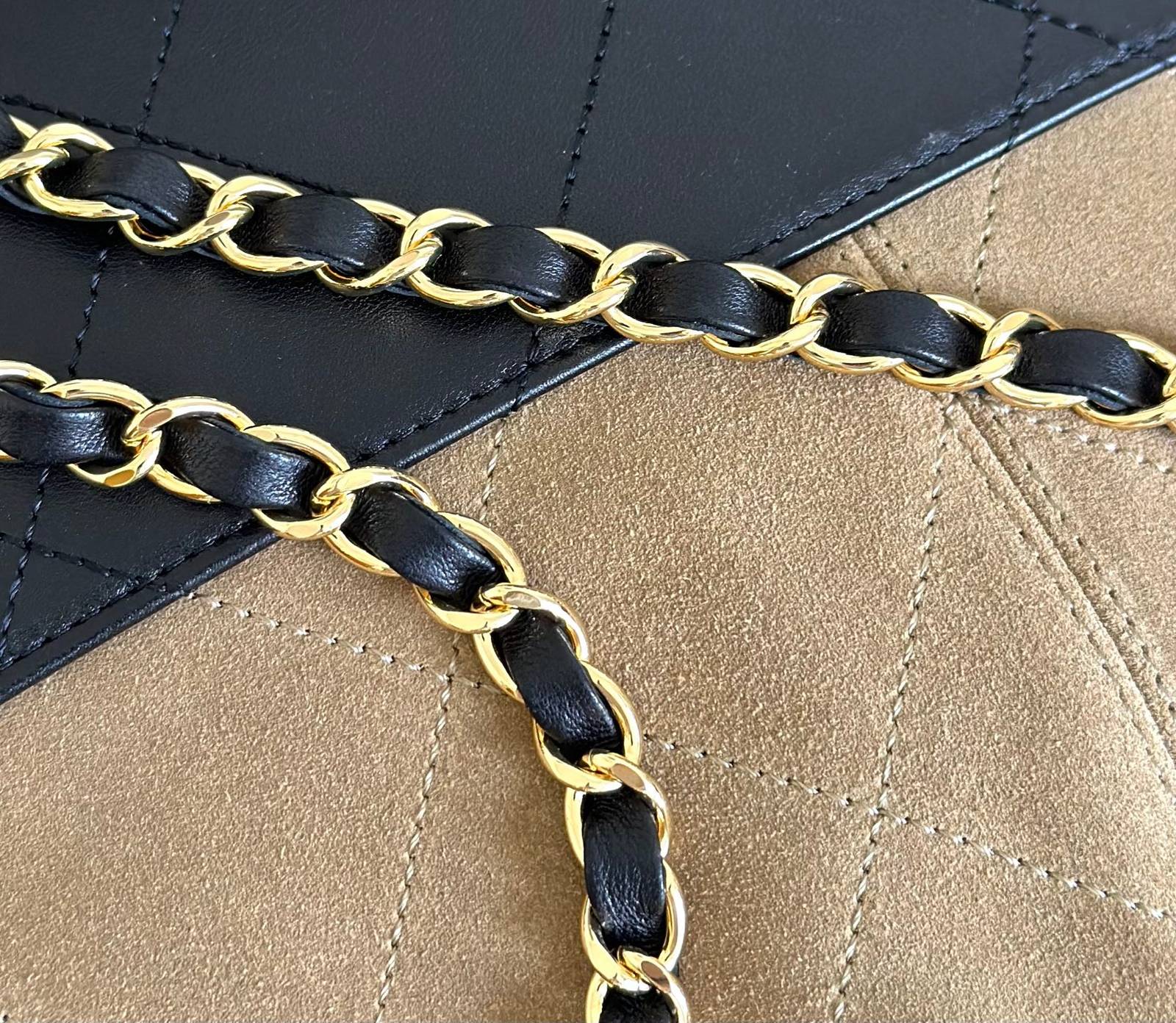 CHANEL シャネル マトラッセ ラムスキン ココマーク チェーンショルダーバッグ ゴールド金具 ブラック グレー レ - 画像 12