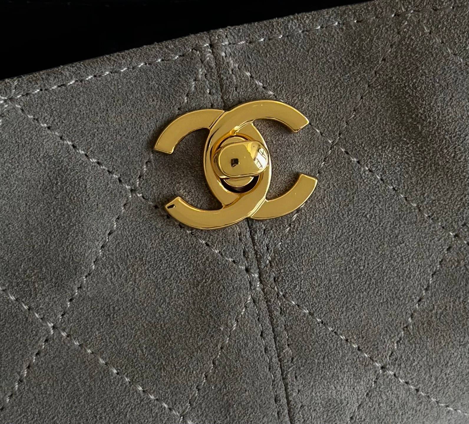 シャネル CHANEL マトラッセ ラムスキン チェーンショルダーバッグ ブラック ゴールド金具 レディース - 画像 5