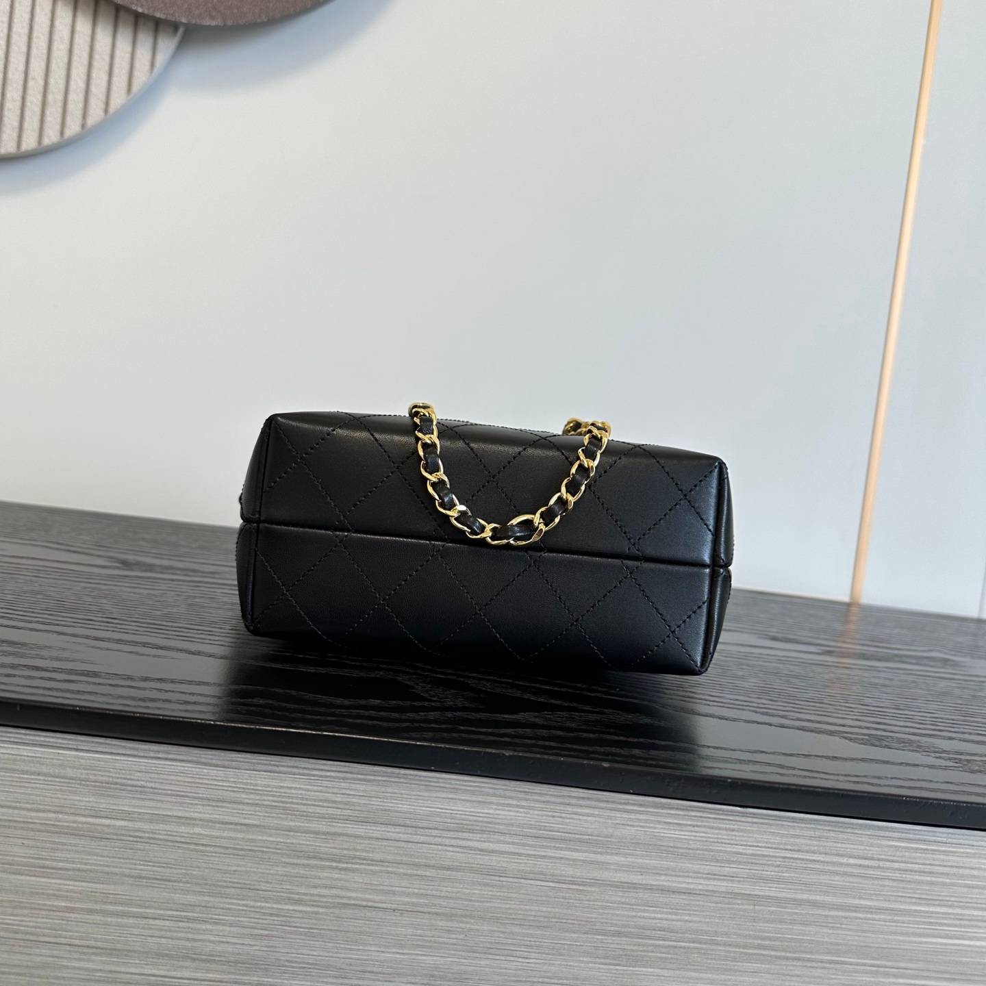 シャネル CHANEL マトラッセ ラムスキン チェーンショルダーバッグ ブラック ゴールド金具 レディース - 画像 7