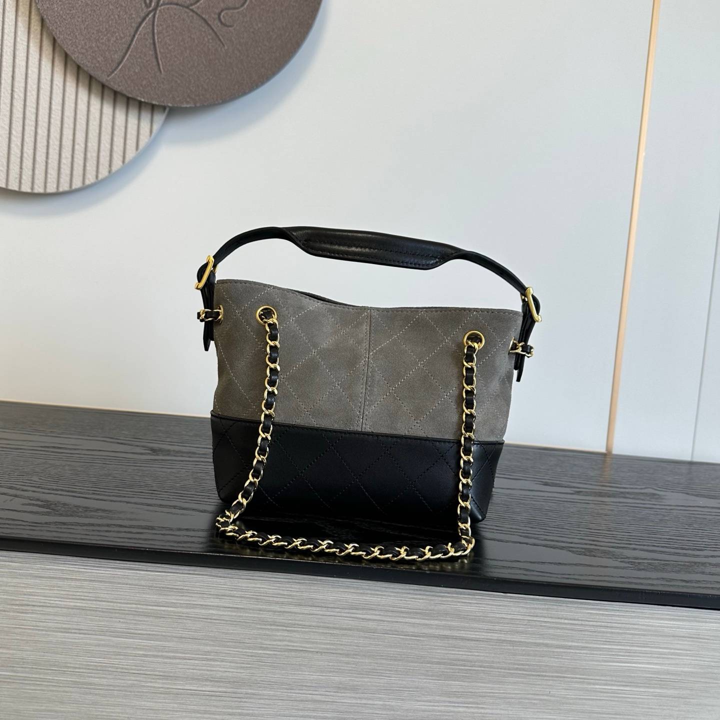 シャネル CHANEL マトラッセ ラムスキン チェーンショルダーバッグ ブラック ゴールド金具 レディース - 画像 8