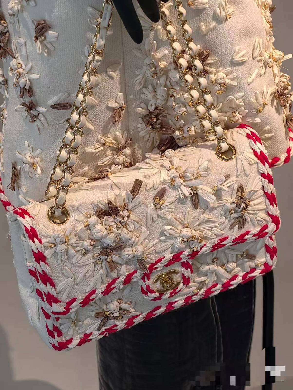 シャネル CHANEL 26a フラップバッグ マトラッセ ラムスキン ホワイト ゴールド金具 レザー編み込みチェーン - 画像 3