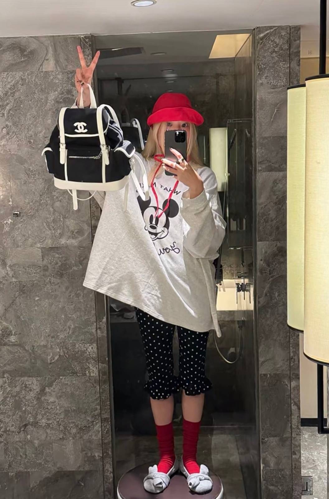 シャネル CHANEL マトラッセ リュック ブラック ホワイト レザー編み込みチェーン ゴールド金具 ボーイシャネル - 画像 6