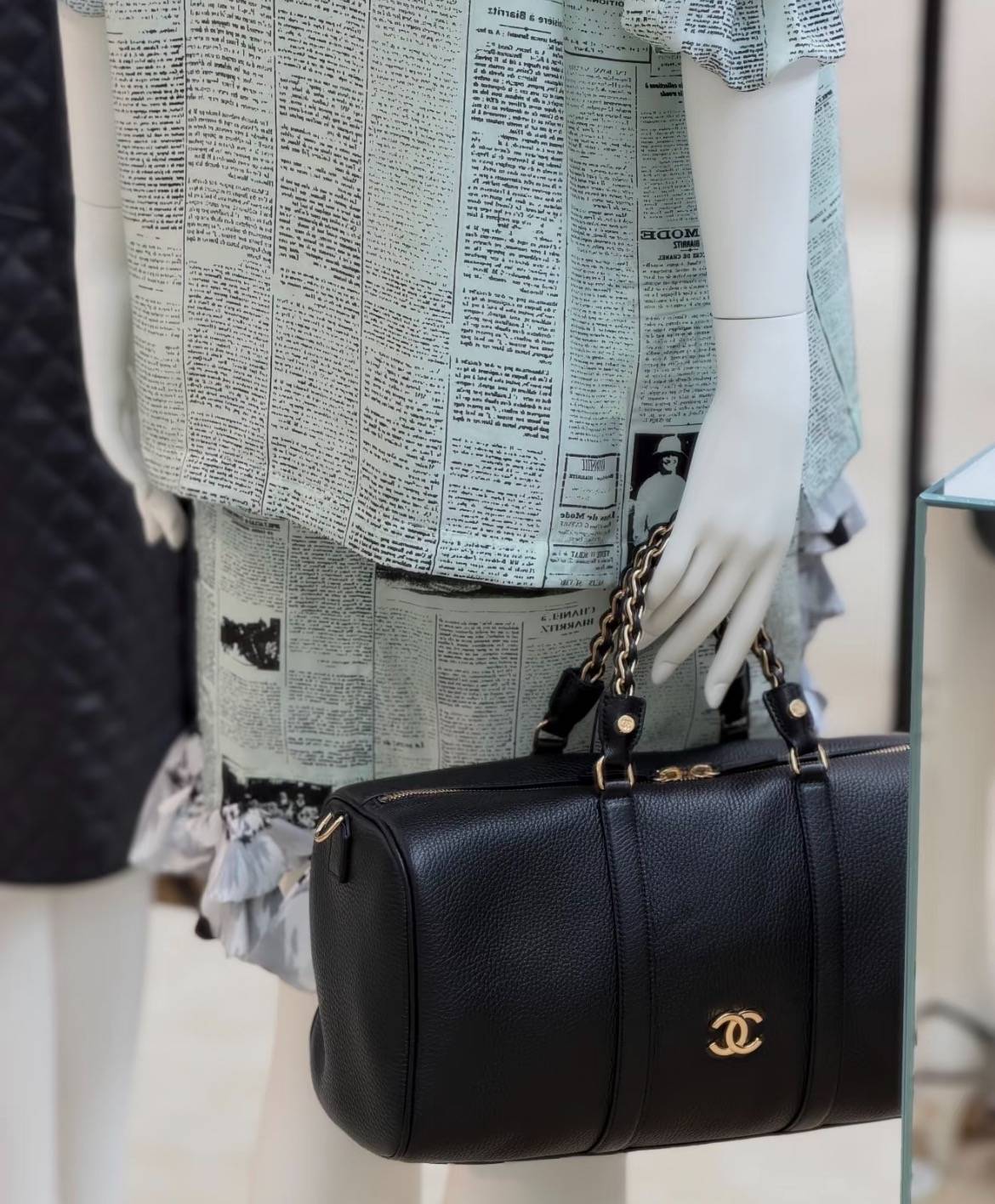 シャネル 40192 マトラッセ キャビアスキン チェーンショルダーバッグ ゴールド金具 レディース レッド ブラック - 画像 6