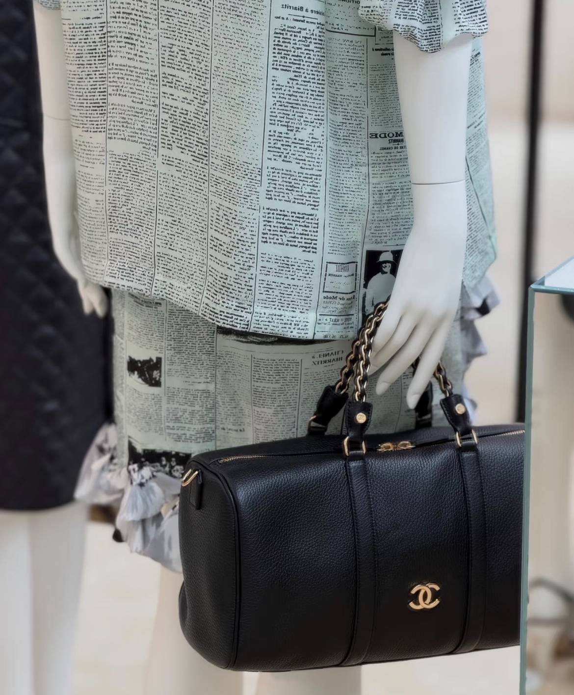 シャネル 40192 マトラッセ キャビアスキン チェーンショルダーバッグ ゴールド金具 レディース レッド ブラック - 画像 10