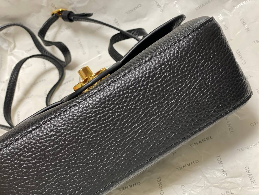 シャネル CHANEL マトラッセ ミニフラップバッグ キャビアスキン ゴールド金具 レディース ブラック - 画像 5