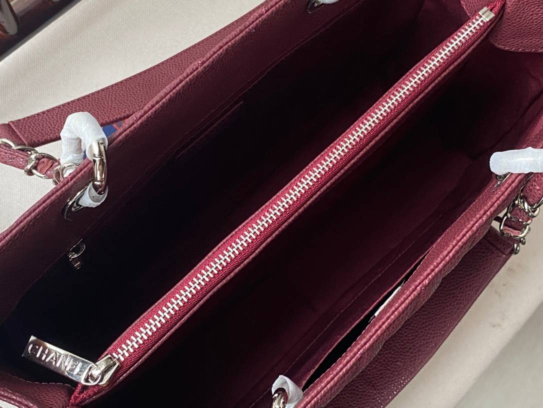 シャネル CHANEL マトラッセ チェーンショルダーバッグ キャビアスキン ゴールド金具 ブラック ホワイト ベージュ - 画像 4