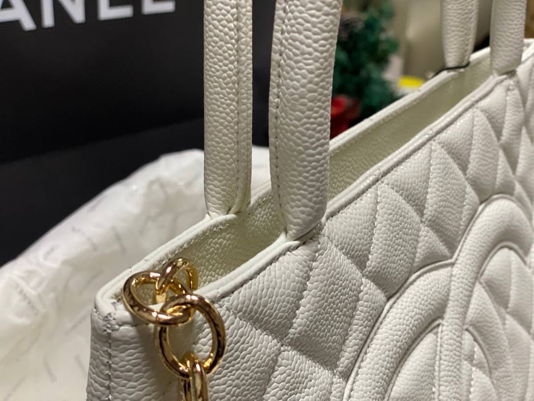 シャネル CHANEL マトラッセ チェーンショルダーバッグ キャビアスキン ゴールド金具 ブラック - 画像 6
