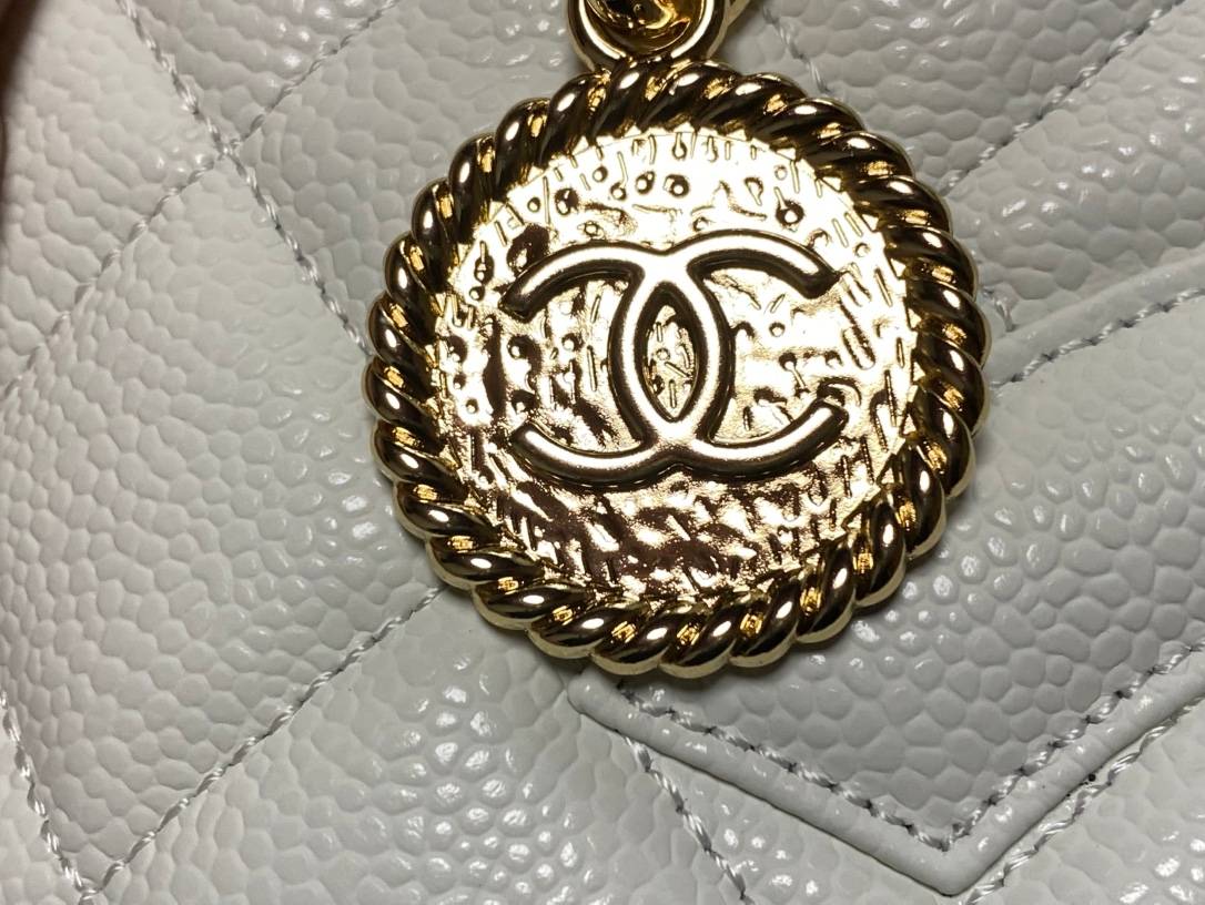 シャネル CHANEL マトラッセ チェーンショルダーバッグ キャビアスキン ゴールド金具 ブラック - 画像 8