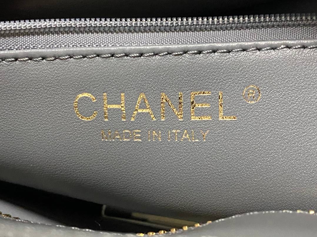 CHANEL シャネル マトラッセ チェーンショルダーバッグ キャビアスキン ゴールド金具 ブラック レディース - 画像 3